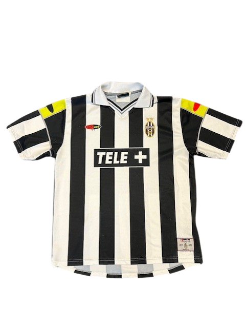 Juventus 2000 - 2001 Home Football Shirt L