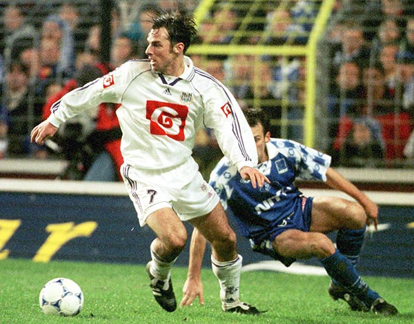 Anderlecht 1998 - 1999 Home Shorts