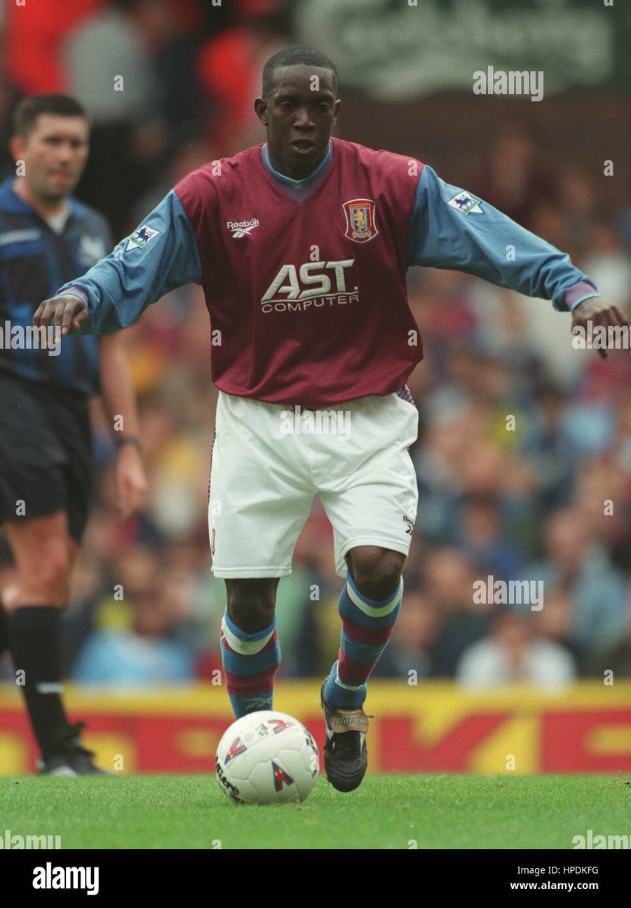 Aston Villa 1997 - 1998 Home Football Shirt